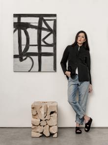 Jacket | LABO.ART Painting | KIM FONDER Denim | FRAME Sandal | PEDRO GARCIA ETNOGRAFICA NERO 1A3